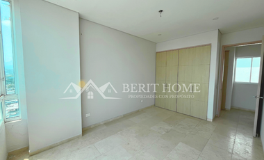 Penthouse con Piscina en Venta