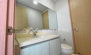 Penthouse con Piscina en Venta