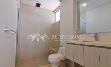 Penthouse con Piscina en Venta
