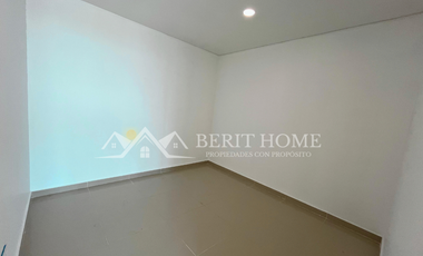 Penthouse con Piscina en Venta