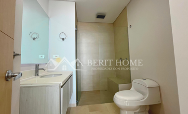 Penthouse con Piscina en Venta