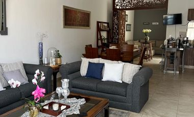 EXCELENTE CASA EN VENTA EN HACIENDA VALBUENA