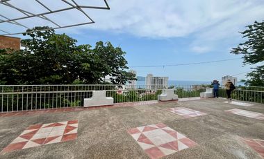 FRACCIONAMIENTO LA CONDESA EN ACAPULCO SE VENDE CASA CERCA DE LA COSTERA Y PLAYA