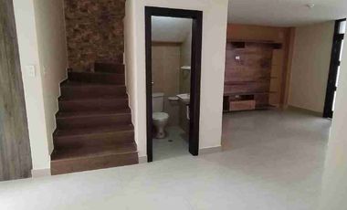 VENTA CASA INDEPENDIENTE VALLE DE LOS CHILLOS - Cerca a la Salle