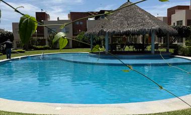 SE VENDE  CASA SEMINUEVA DENTRO RESIDENCIAL EN ZAPATA MORELOS