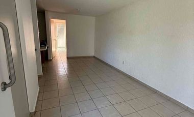 SE VENDE  CASA SEMINUEVA DENTRO RESIDENCIAL EN ZAPATA MORELOS