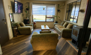 Casa Amplia en Venta, 3D, 2B, Frente a Áreas Verdes y a Pasos de Supermercado, Villa los Sembradores, Labranza