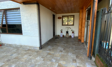 Casa Amplia en Venta, 3D, 2B, Frente a Áreas Verdes y a Pasos de Supermercado, Villa los Sembradores, Labranza