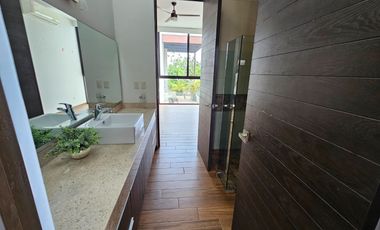 Lote D-7 calle piamonte del condomino Allegra tabalaje catastral 30592