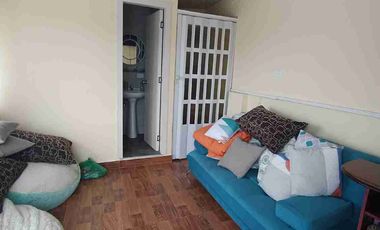 Casa en venta de 3 D, con suite independiente sector puente tres antigua via a Conocoto