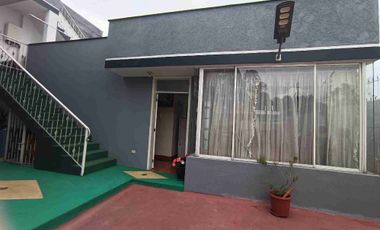 Casa en venta de 3 D, con suite independiente sector puente tres antigua via a Conocoto