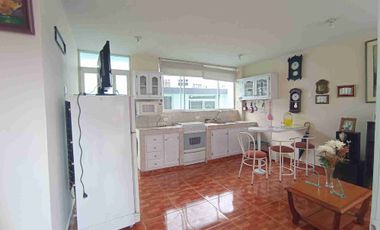 Casa en venta de 3 D, con suite independiente sector puente tres antigua via a Conocoto