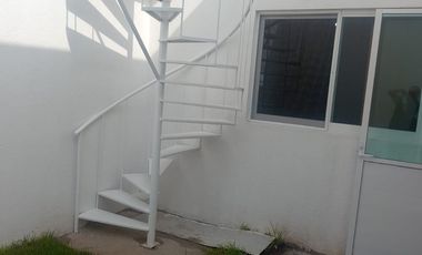 Casa en venta de una planta en Queretaro trato directo