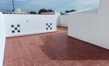 Casa en venta de una planta en Queretaro trato directo