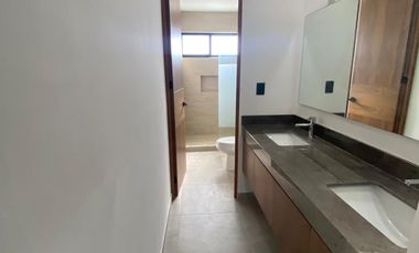 CASA EN PRIVADA ARBELIA RESIDENCIAL CONKAL