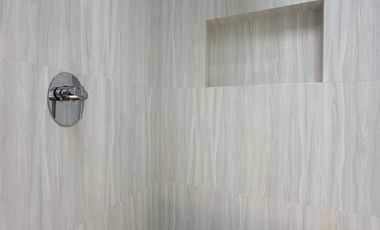 Casa remodelada de 1 piso en Villas del Mesón