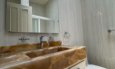 Casa remodelada de 1 piso en Villas del Mesón