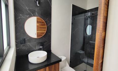 Se vende preciosa casa, sola, nueva,  de 3 recámaras con alberca, en el Fraccionamiento Las Fincas, en Jiutepec, Mor.