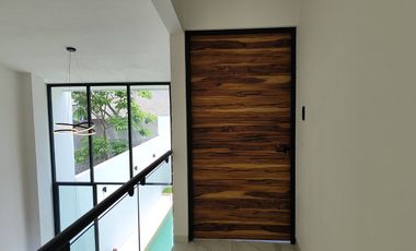 Se vende preciosa casa, sola, nueva,  de 3 recámaras con alberca, en el Fraccionamiento Las Fincas, en Jiutepec, Mor.