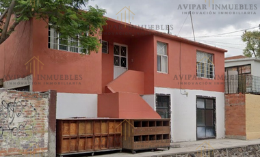 CASA EN VENTA EN QUERETARO, SATELITE SECC. ANDADORES. (ATG092)