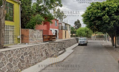 CASA EN VENTA EN QUERETARO, SATELITE SECC. ANDADORES. (ATG092)