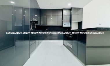 CASA EN VENTA RECAMARA EN PLANTA BAJA Y ALBERCA BOSQUES DE SAN FRANCISCO
