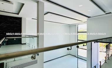 CASA EN VENTA RECAMARA EN PLANTA BAJA Y ALBERCA BOSQUES DE SAN FRANCISCO