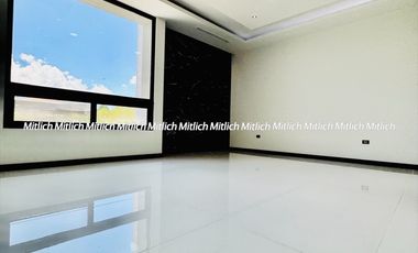 CASA EN VENTA RECAMARA EN PLANTA BAJA Y ALBERCA BOSQUES DE SAN FRANCISCO