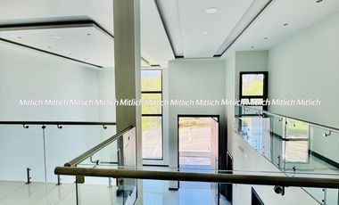 CASA EN VENTA RECAMARA EN PLANTA BAJA Y ALBERCA BOSQUES DE SAN FRANCISCO