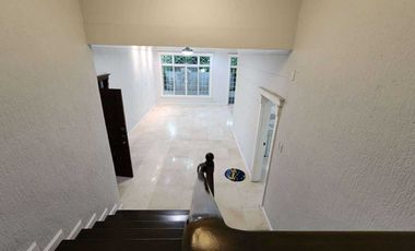 For Lease: House and Lot White Plains, Quezon City