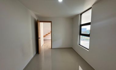 Soare II Casa NUEVA en RENTA Coto con Alberca