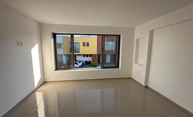 Soare II Casa NUEVA en RENTA Coto con Alberca