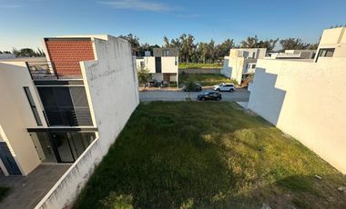 Soare II Casa NUEVA en RENTA Coto con Alberca