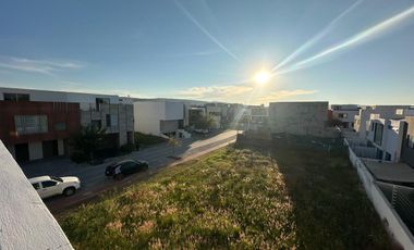 Soare II Casa NUEVA en RENTA Coto con Alberca