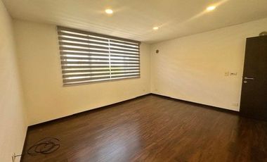 CASA EN RENTA 999 - LOMAS 1