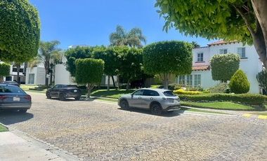 CASA EN RENTA 999 - LOMAS 1