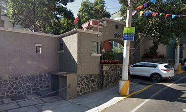 Casa en venta en Santa Teresa, La Magdalena Contreras en excelente precio ¡Compra directa con el Banco, no se aceptan créditos!