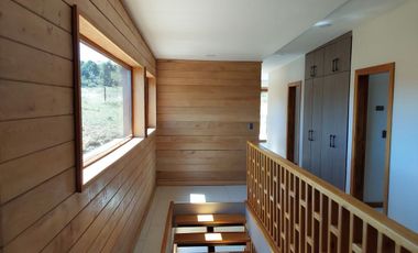 Se vende amplia casa nueva a sólo 5 km de Frutillar