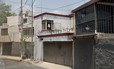 Casa en venta en Colonia Periodista, Benito Juárez CDMX precio de oportunidad, ¡Compra directamente con el Banco, no se aceptan créditos!
