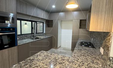 HERMOSA CASA NUEVA EN PARQUES VALLARTA