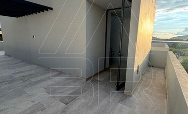 HERMOSA CASA NUEVA EN PARQUES VALLARTA