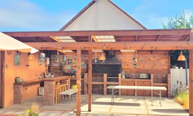 VENTA DE PARCELA CON CABAÑAS PARA TURISMO EN GUANAQUEROS