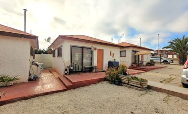 VENTA DE PARCELA CON CABAÑAS PARA TURISMO EN GUANAQUEROS