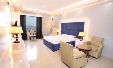 MALATE BAYVIEW MANSION