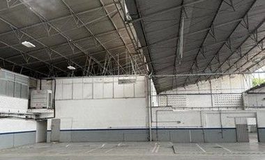 ALQUILO LOCAL COMERCIAL 4692 M2 JORGE ISAACS