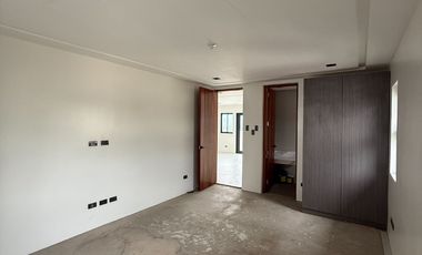 3 Storey Home with Breathtaking Top-Floor View in Quezon City