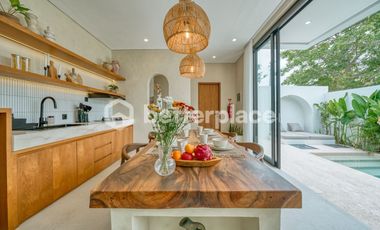 Cozy & Contemporary One Bedroom Villa in High Demand Area