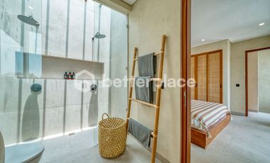 Cozy & Contemporary One Bedroom Villa in High Demand Area