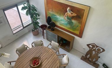 Casa en venta en la playa frente al mar en progreso