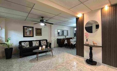 En venta Casa Amplia de 4 DORMITORIOS, Orquídeas